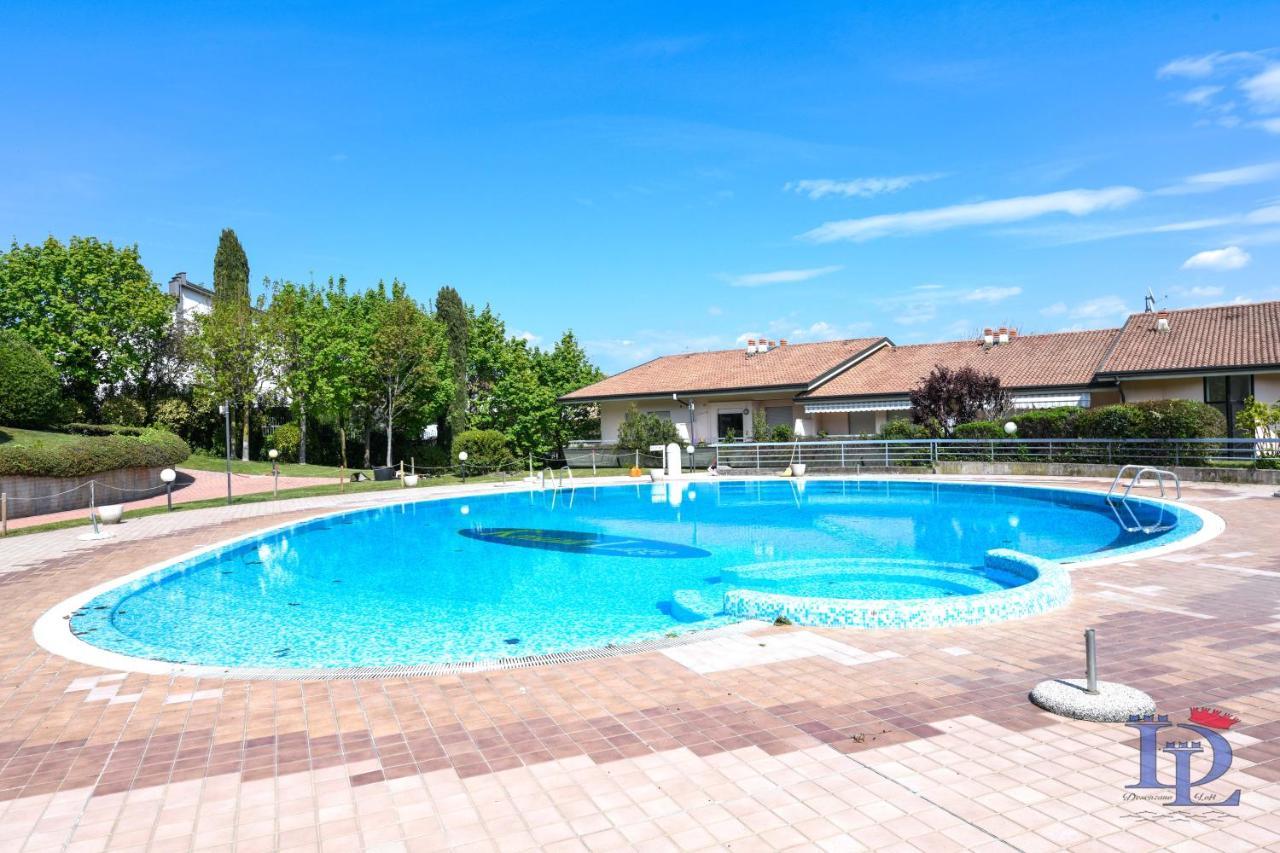 Desenzanoloft Official Partner Marriott Homes & Villas - A Casa Di Attila Desenzano del Garda Exteriör bild
